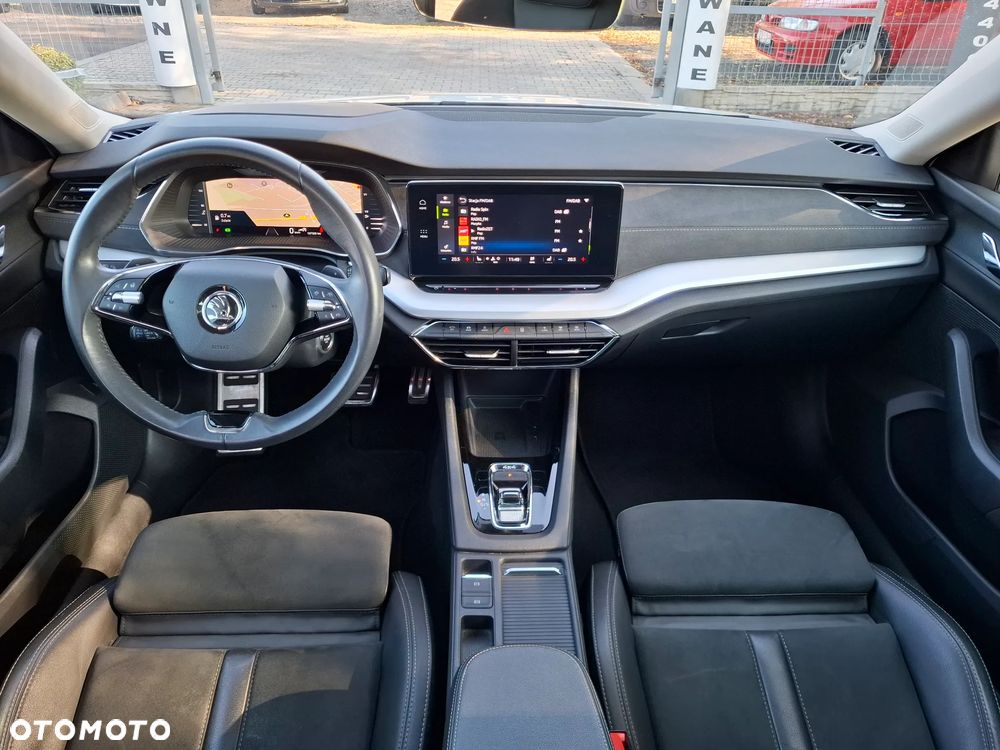 Skoda Octavia 2.0 TDI DSG 4x4 Scout - 18