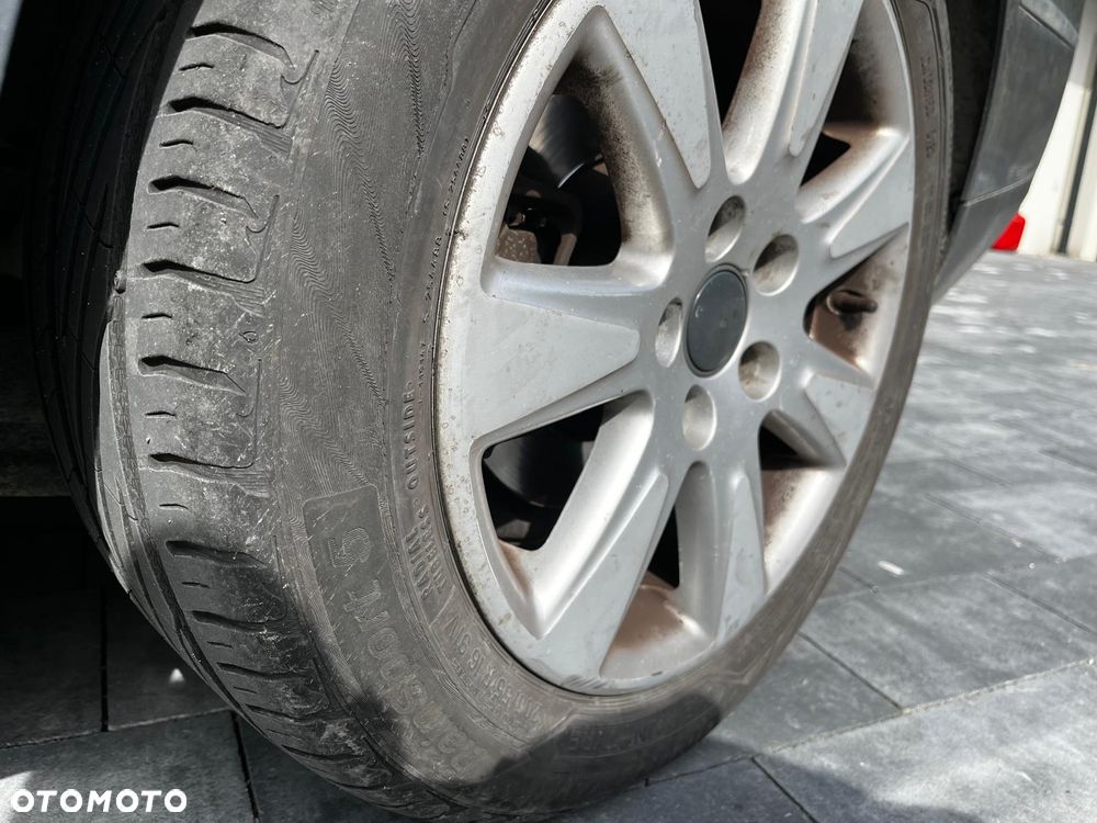 Volkswagen Passat 2.0 TDI DPF Highline - 10