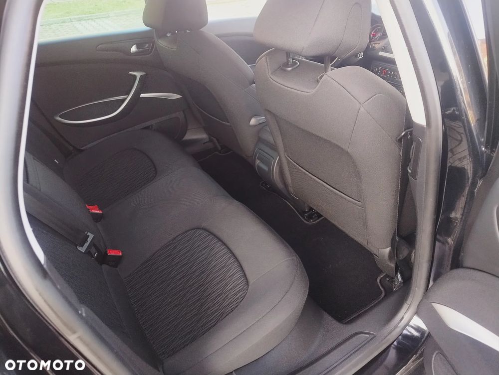 Citroën C5 2.0 HDi Confort - 16