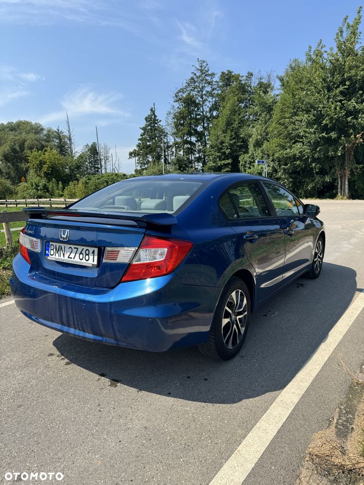 Honda Civic 2015 photo 5