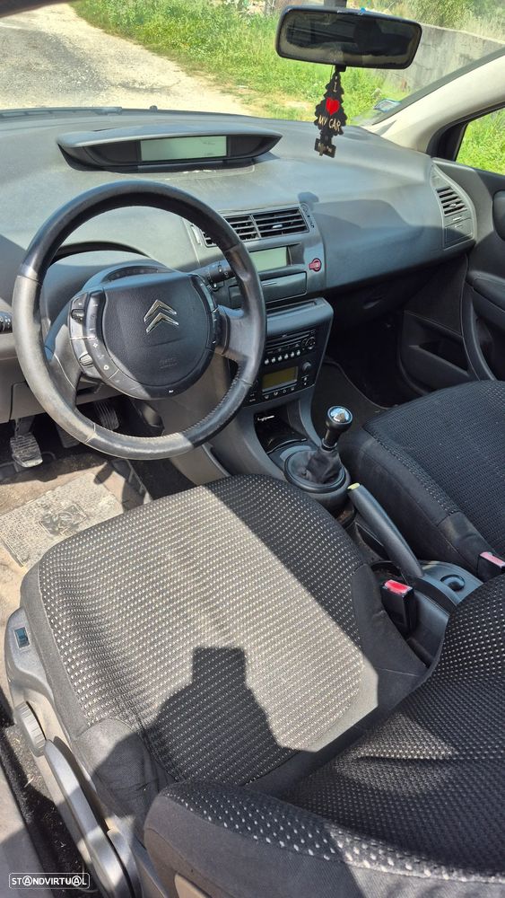 Citroën C4 1.6 HDi 110 VTR Pack - 8