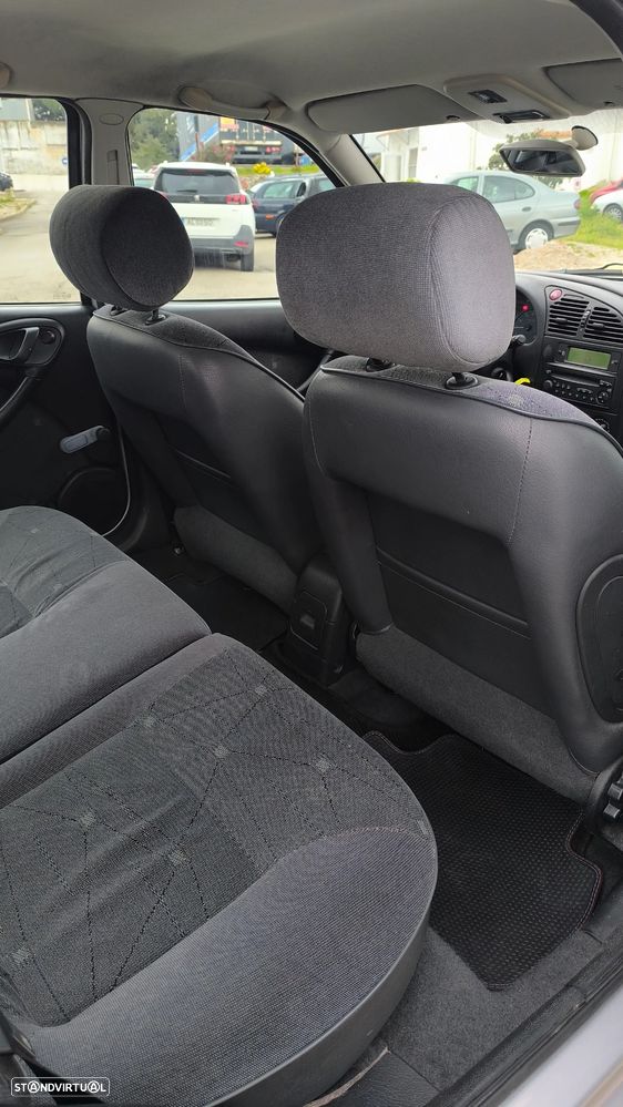 Citroën Xsara 1.4i Exclusive - 22