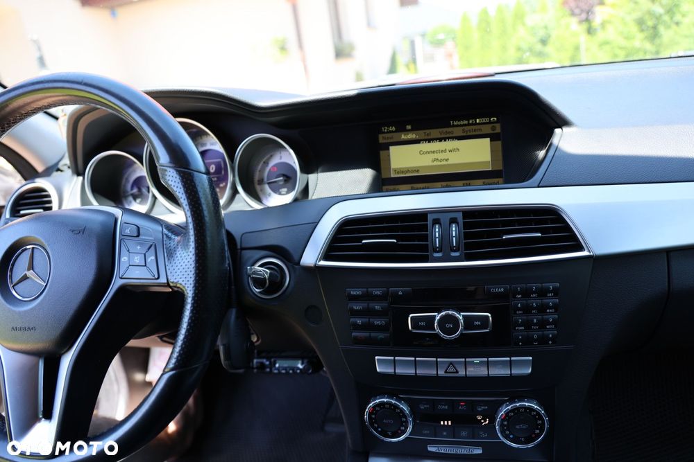 Mercedes-Benz Klasa C 200 CDI BlueEff Avantgarde - 22