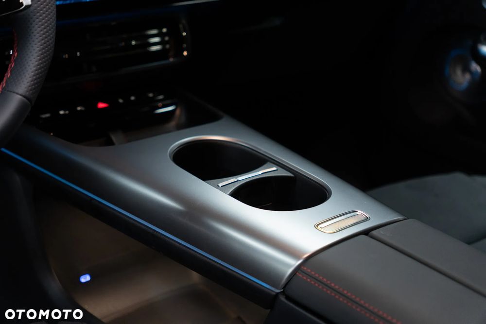 Mercedes-Benz GLB 220 mHEV 4-Matic 8G-eDCT - 30