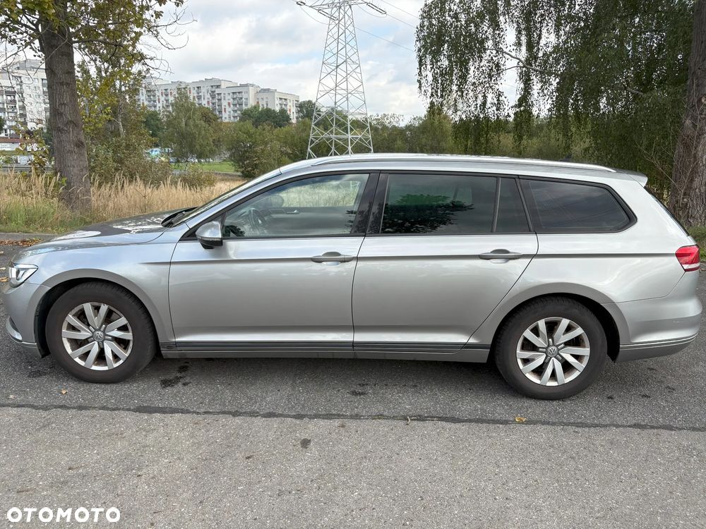 Volkswagen Passat 2.0 TDI BMT Trendline - 2