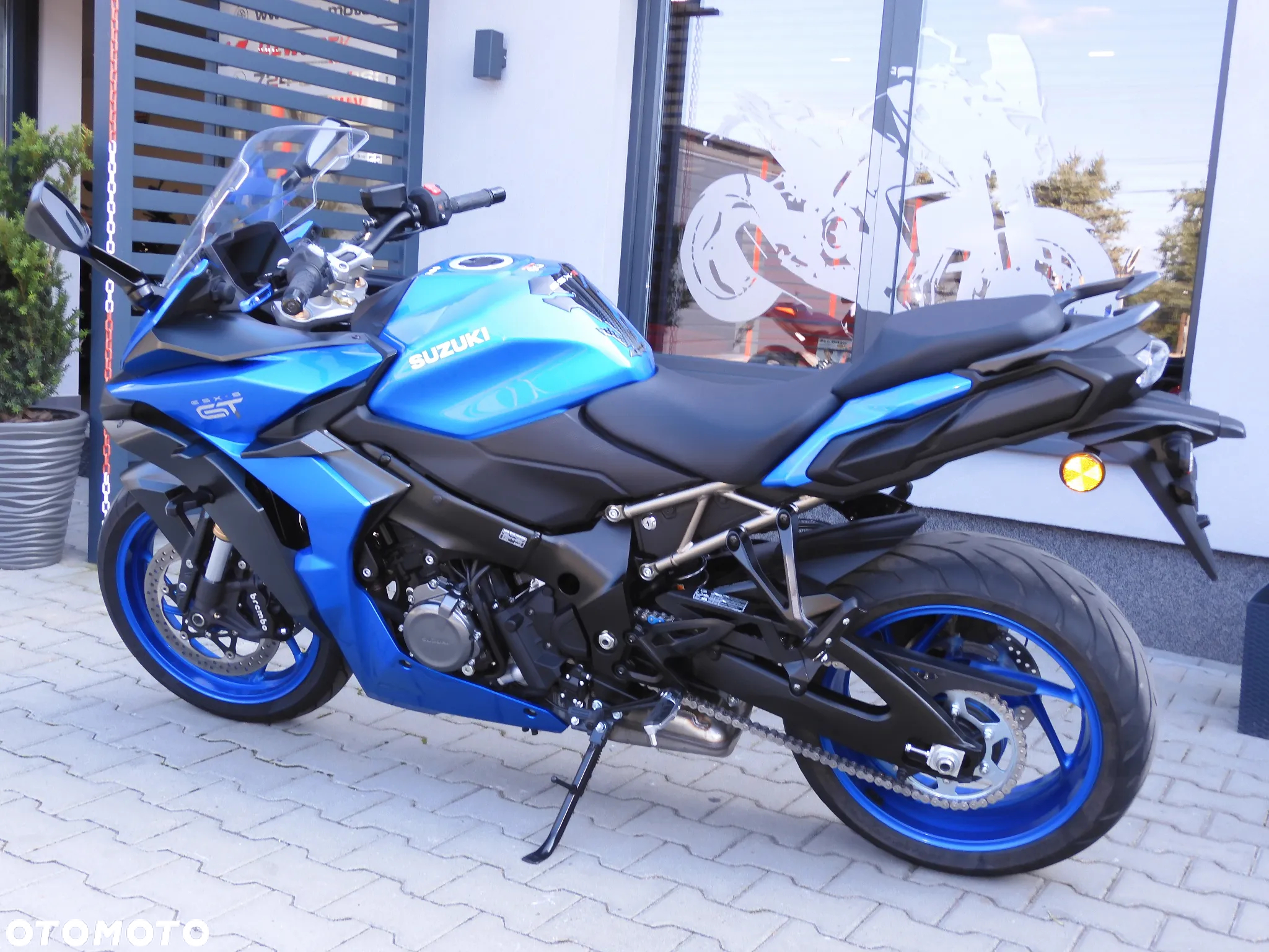 Suzuki GSX 1000 - 30