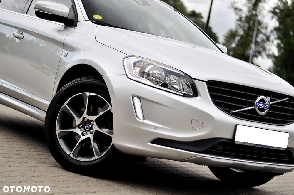 Volvo XC 60 D3 Drive-E Ocean Race - 10