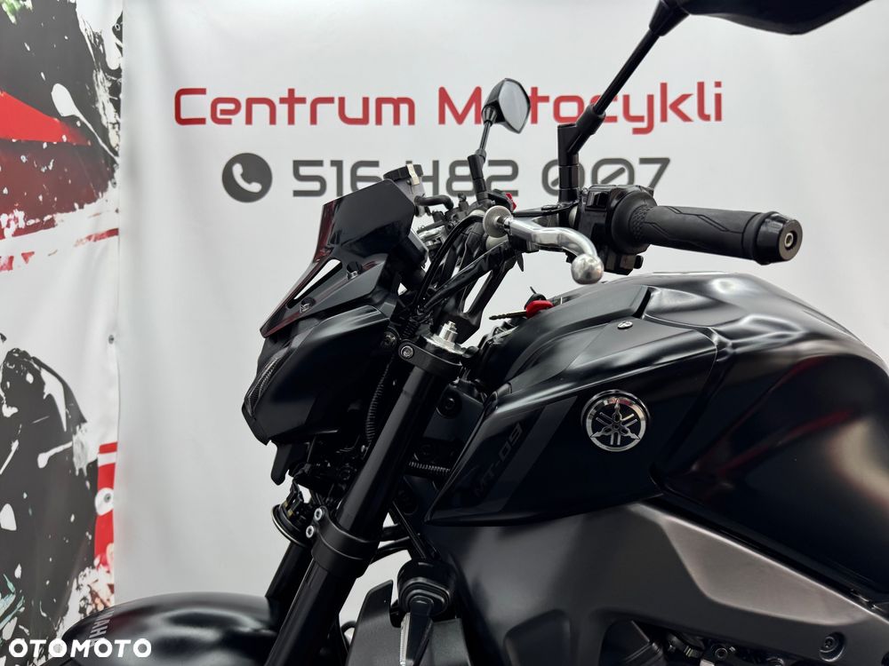 Yamaha MT - 13