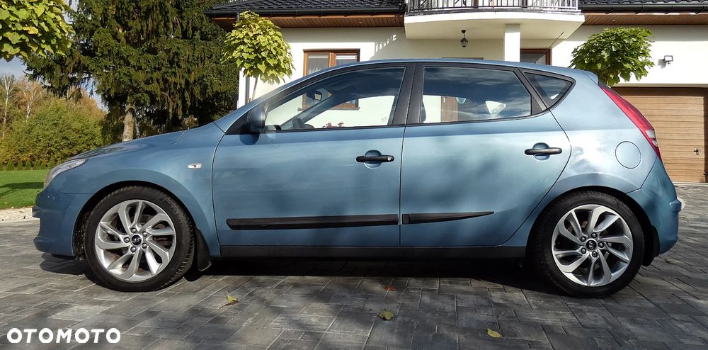 Hyundai i30 1.4 Comfort World Cup - 10