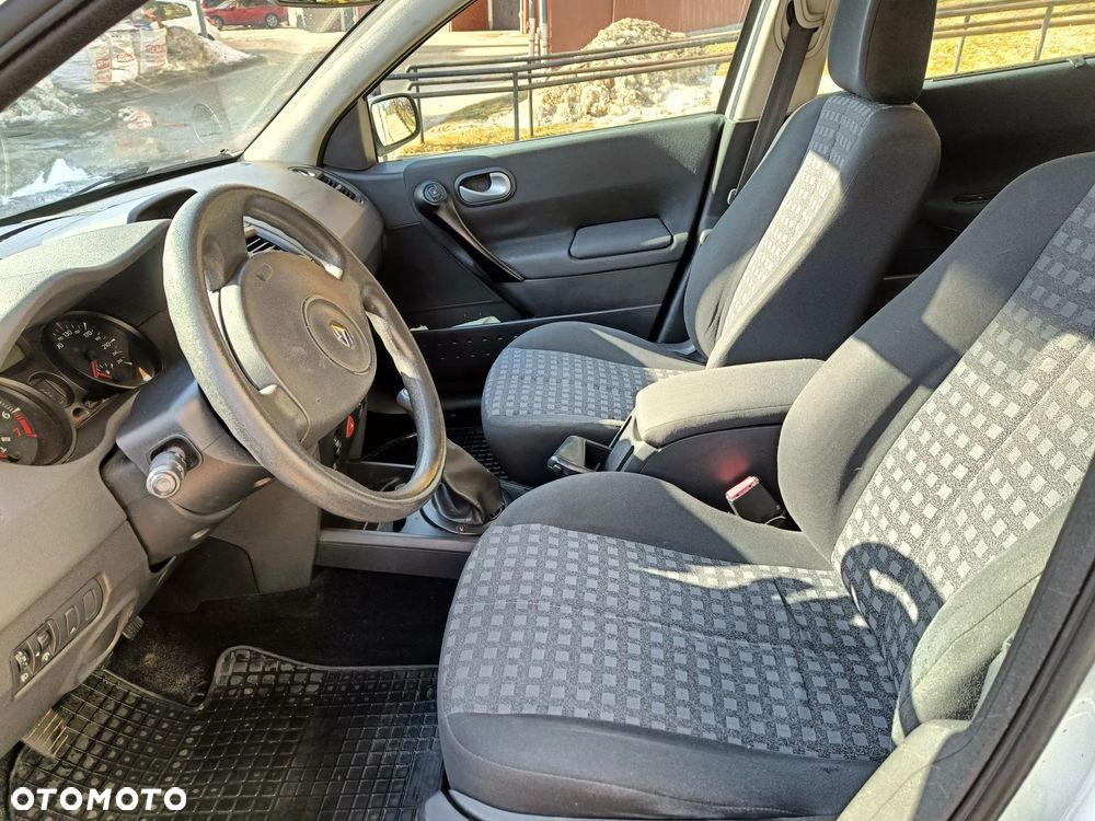 Renault Megane 1.6 Dynamique - 13