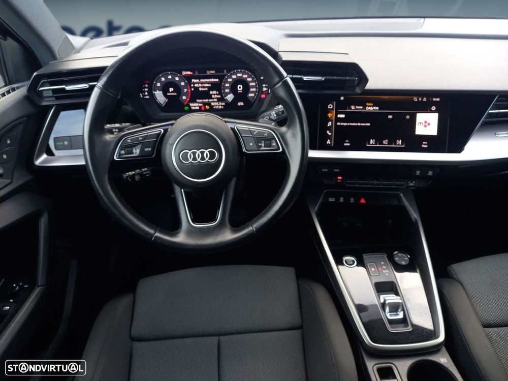 Audi A3 Sportback 30 TFSI Advanced S tronic - 3