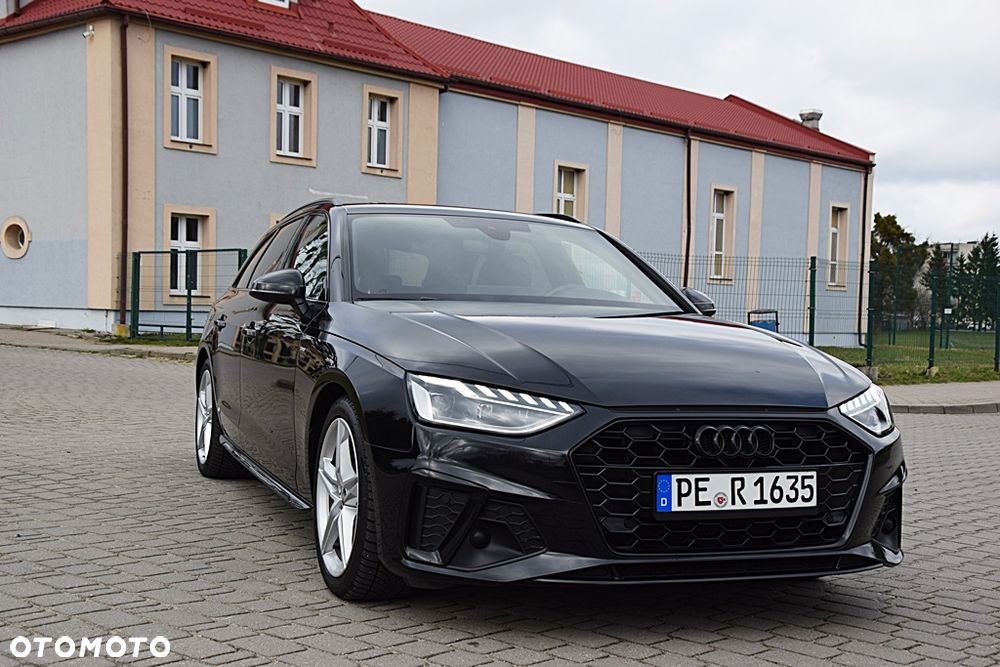 Audi A4 Avant 35 TDI S tronic S line - 2