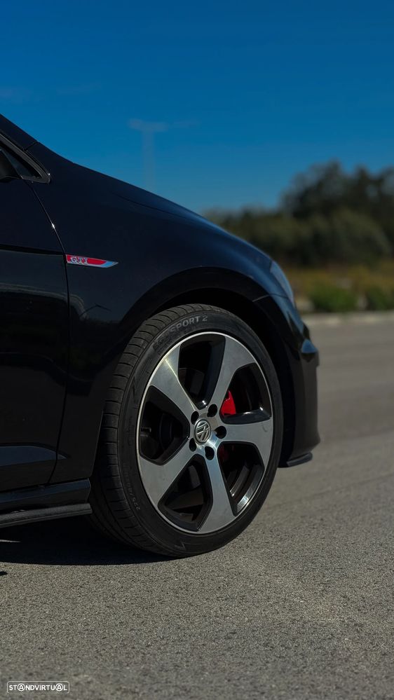 VW Golf 2.0 TSi GTi DSG - 8