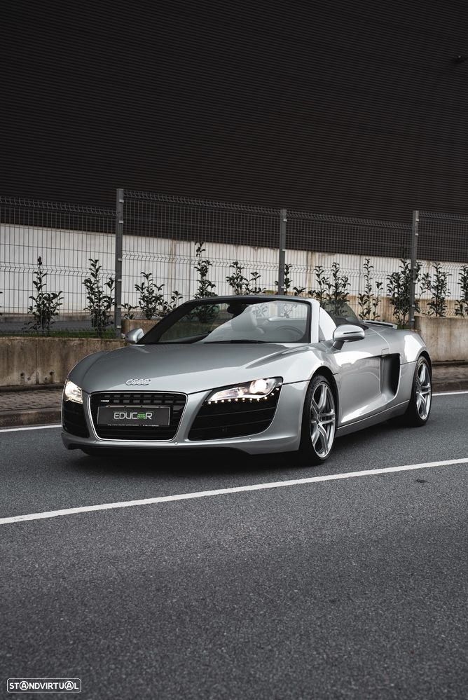 Audi R8 Spyder 4.2 FSI quattro R tronic - 54