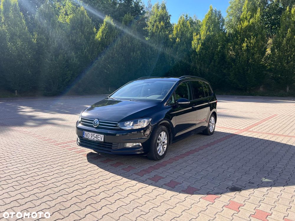 Volkswagen Touran 1.6 TDI BMT Comfortline - 1