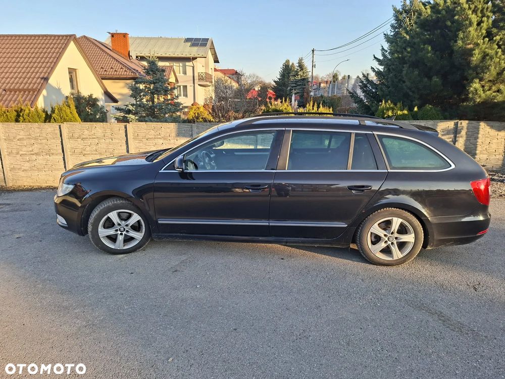Skoda Superb 2.0 TDI DSG Elegance - 2