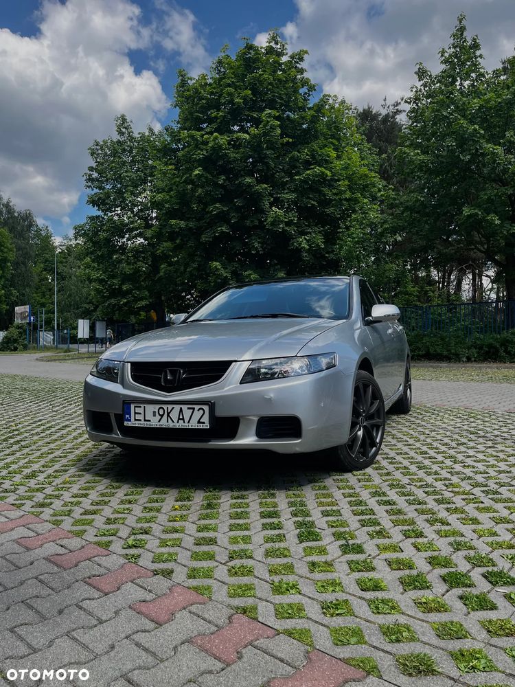 Honda Accord - 1