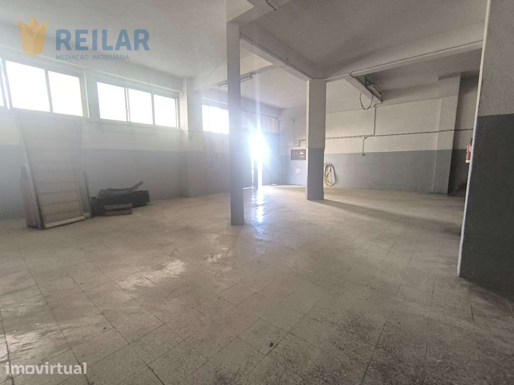 São João da Talha - Armazém 144 m2 - Grande imagem: 3/12