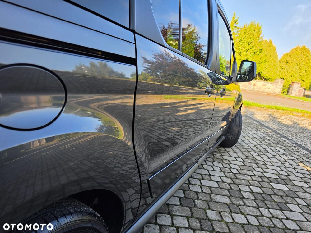 Ford Tourneo Connect 1.5 TDCi Start-Stop Titanium - 8