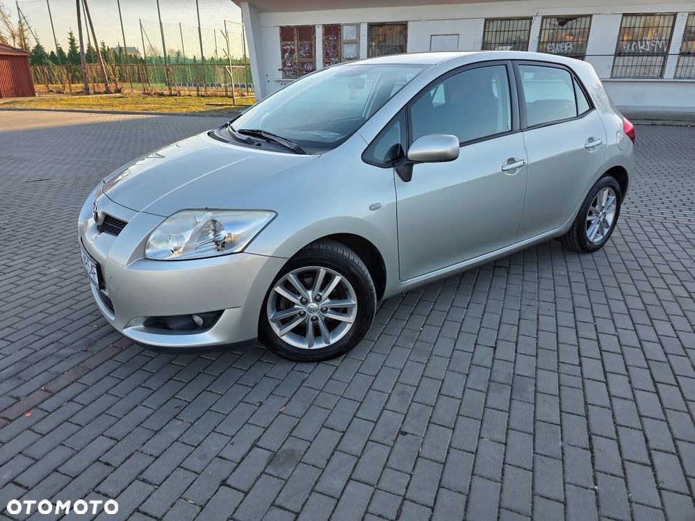 Toyota Auris 1.6 Life - 2