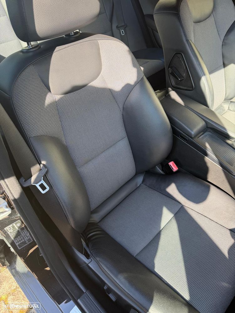 Mercedes-Benz C 220 CDi Avantgarde BlueEfficiency - 12