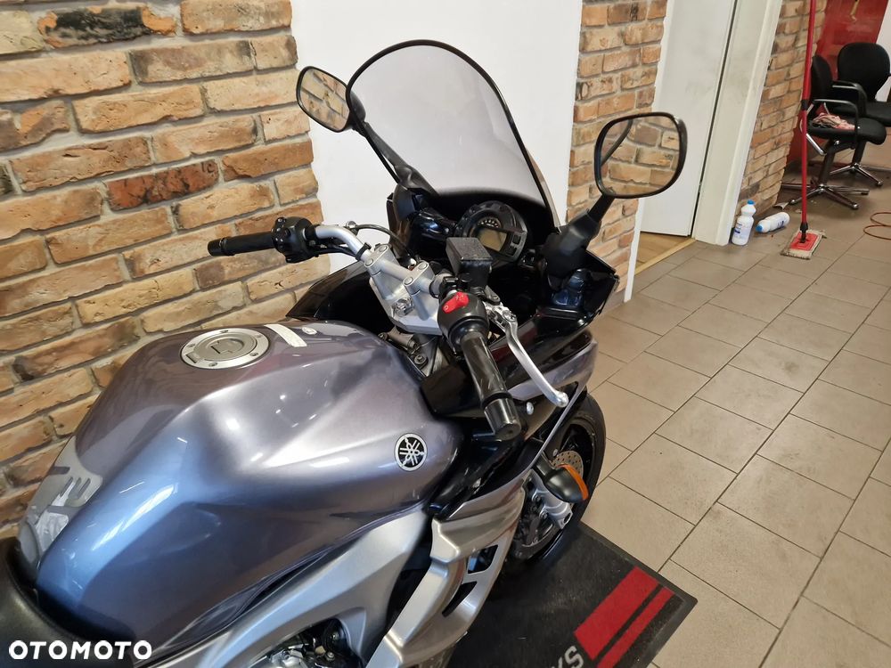 Yamaha FZ6 - 26