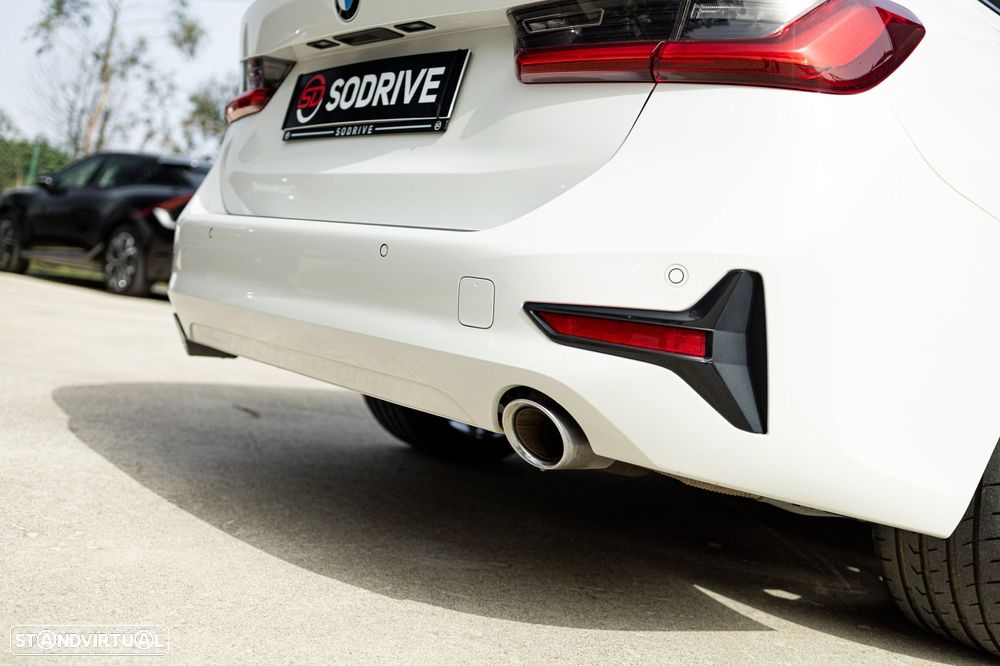 BMW 320 d Aut. Sport Line - 25