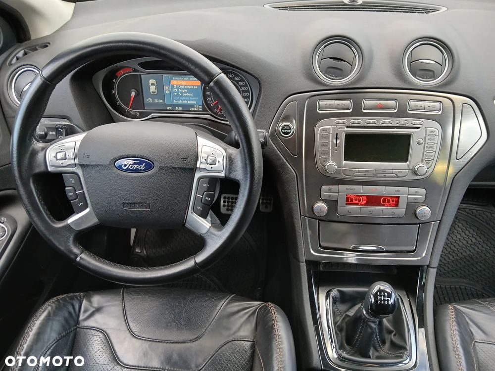 Ford Mondeo 2.2 TDCi Sport - 24