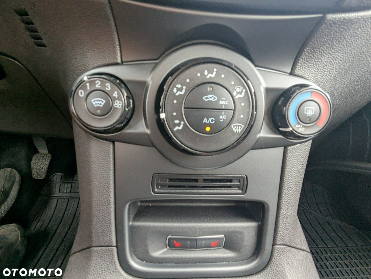 Ford Fiesta - 18