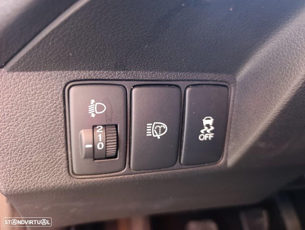 Honda Civic 1.4 i-VTEC Sport Black Edition - 23