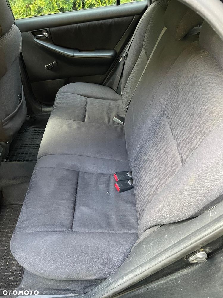 Toyota Corolla 1.4 VVT-i Base - 13