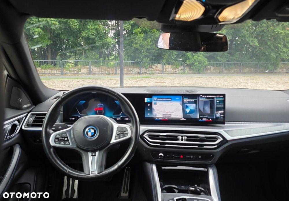 BMW i4 - 28