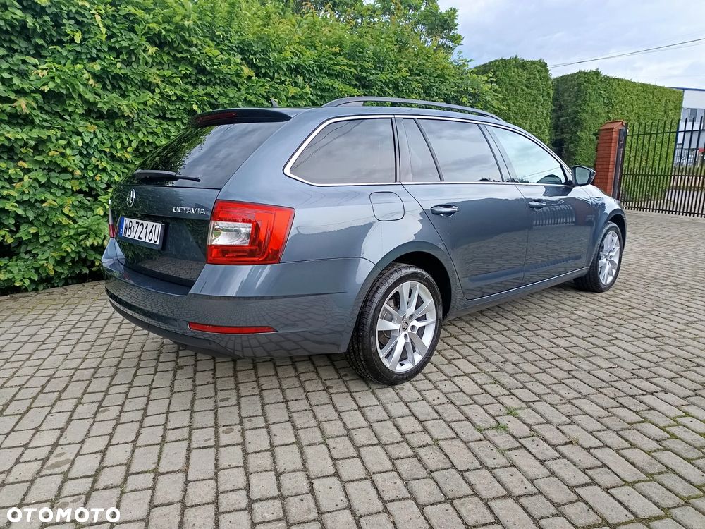 Skoda Octavia 1.5 TSI ACT Style DSG - 2