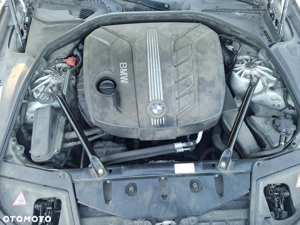 BMW Seria 5 520d - 26