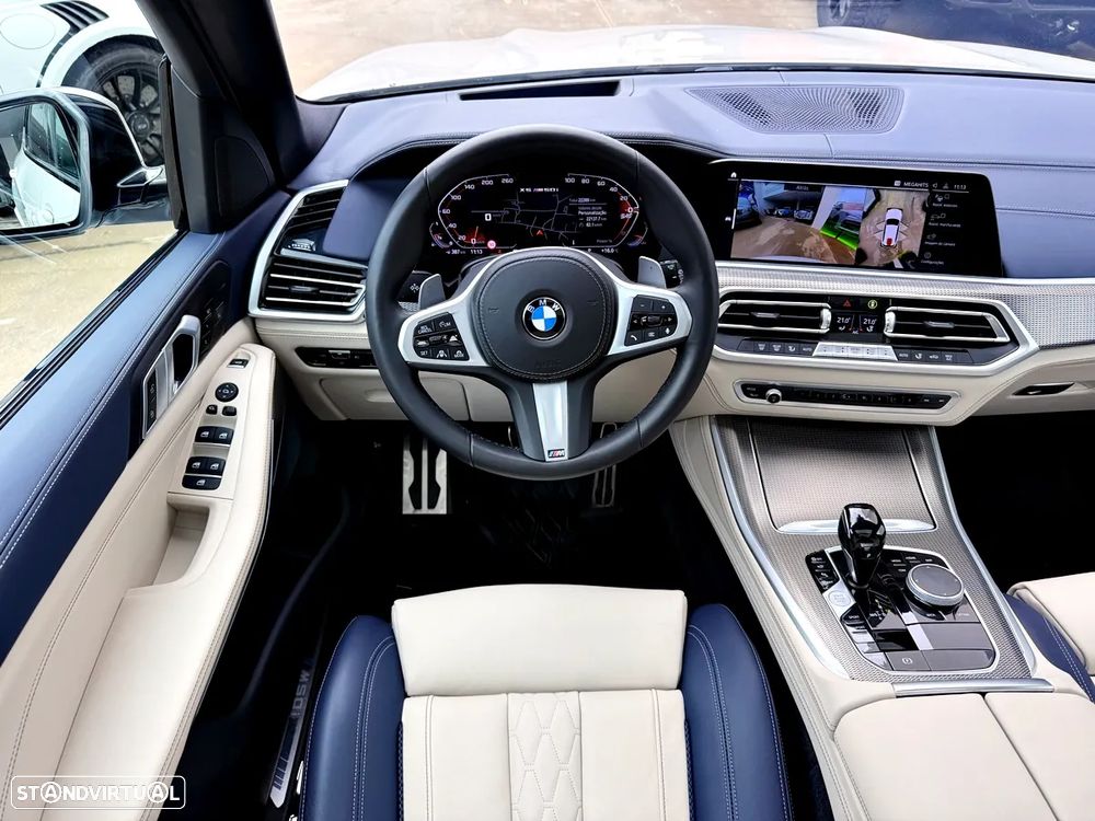 BMW X5 M50i - 10