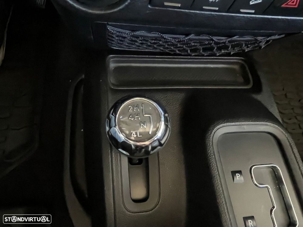 Jeep Wrangler Unlimited 2.8 CRD ATX Rubicon - 32