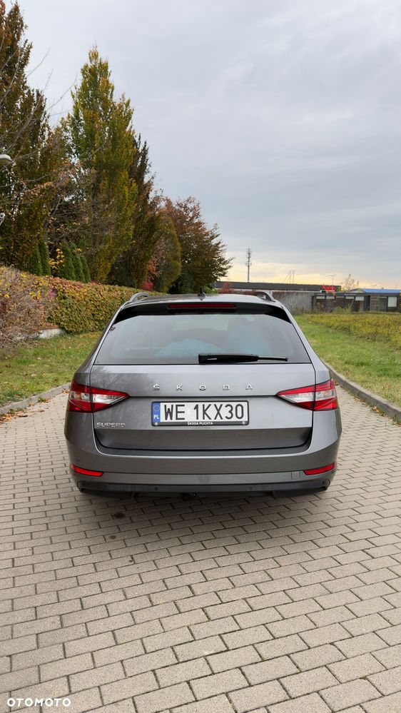Skoda Superb 1.5 TSI Ambition DSG - 7