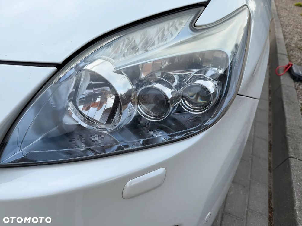 Toyota Prius (Hybrid) Executive - 30