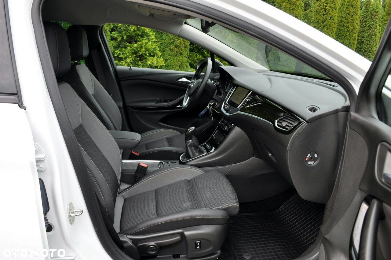 Opel Astra - 17