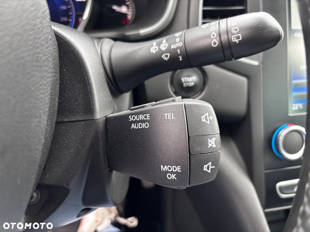 Renault Megane ENERGY TCe 130 Start & Stop Bose Edition - 36