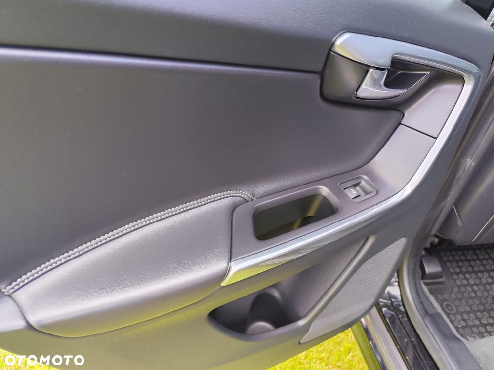 Volvo XC 60 - 31