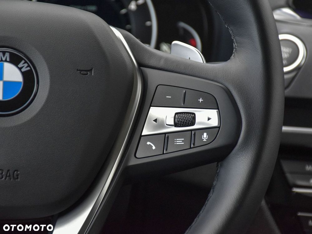 BMW X4 xDrive20d xLine sport - 36