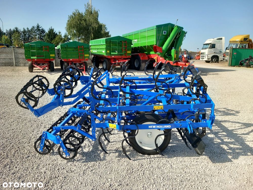 New Holland Agregat uprawowy SBL V370 - 4