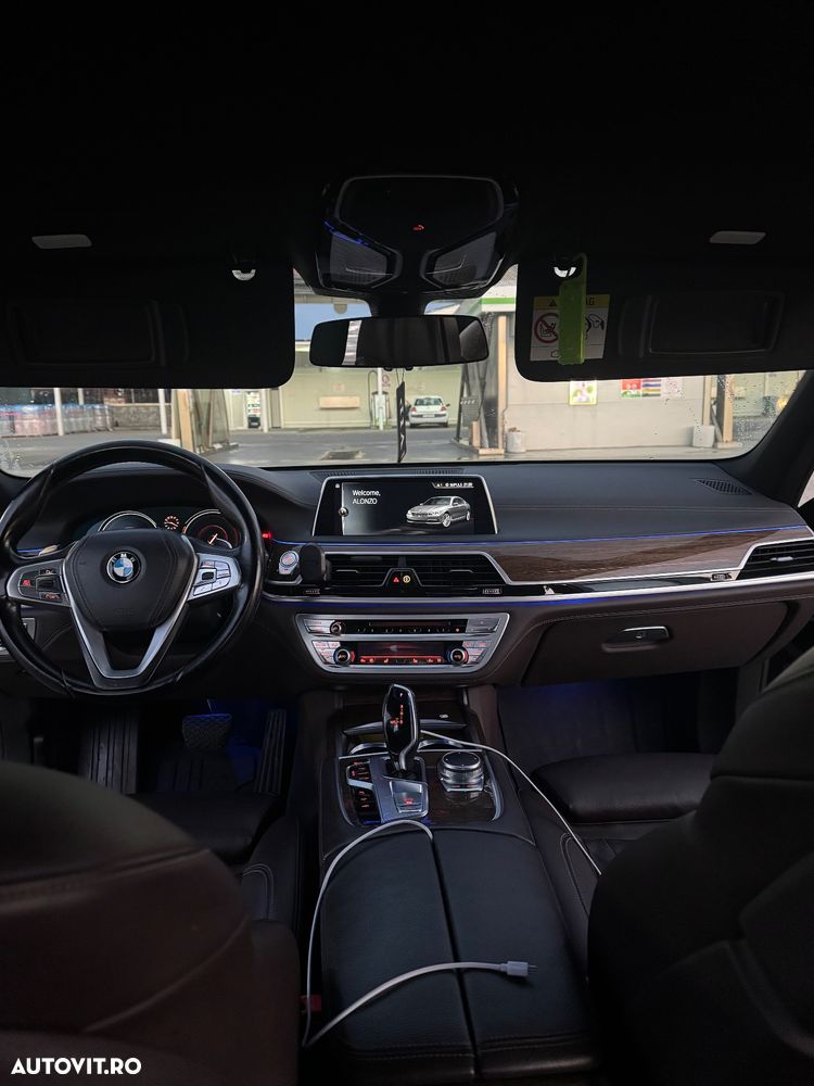 BMW Seria 7 730d xDrive - 10