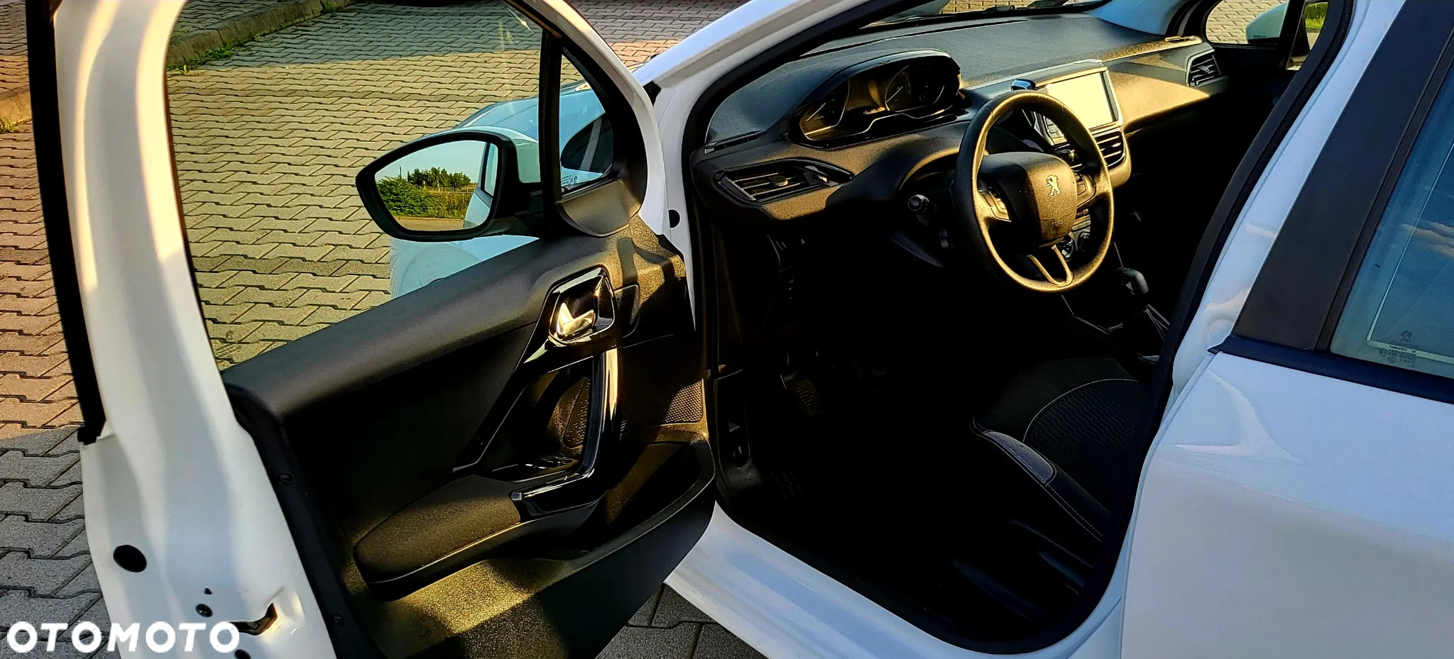 Peugeot 208 1.2 VTi Active - 17