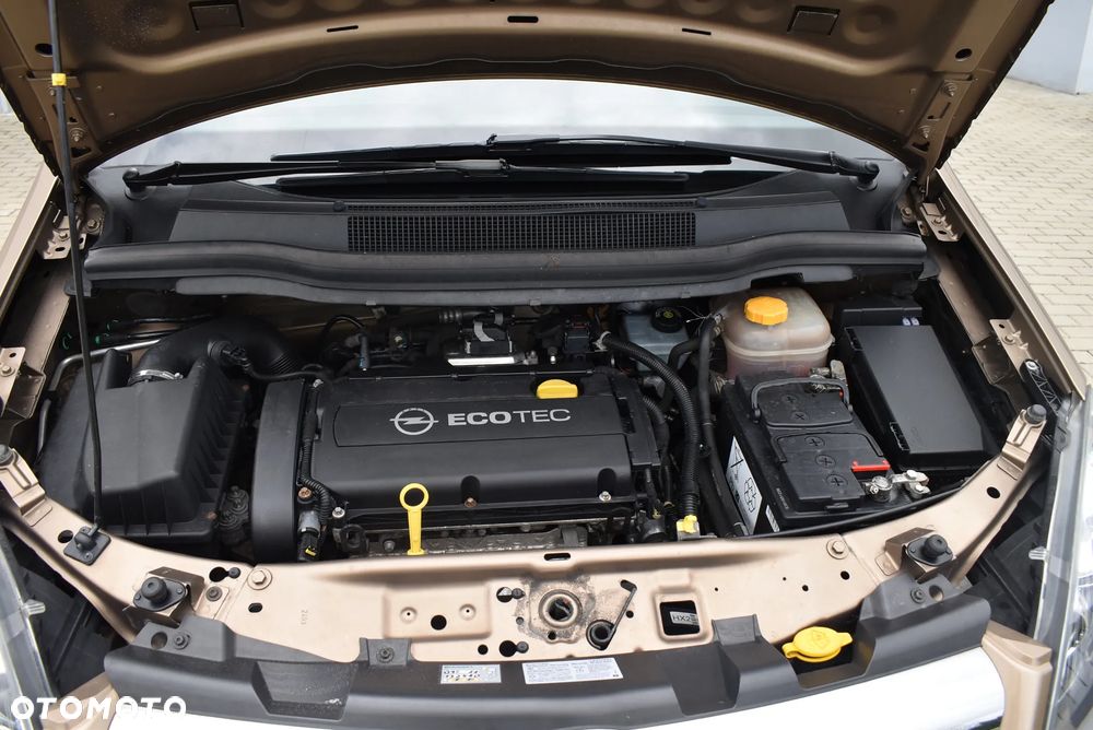 Opel Zafira - 20
