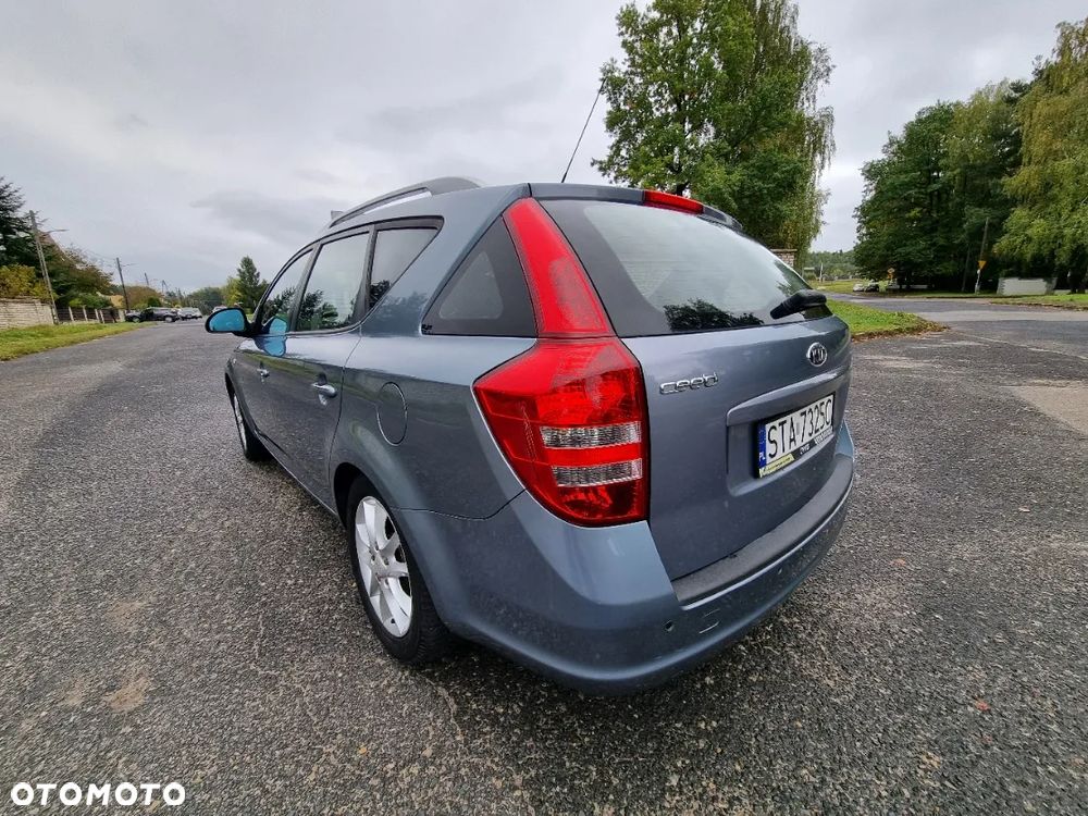 Kia Ceed Cee'd 1.6 Comfort + - 17