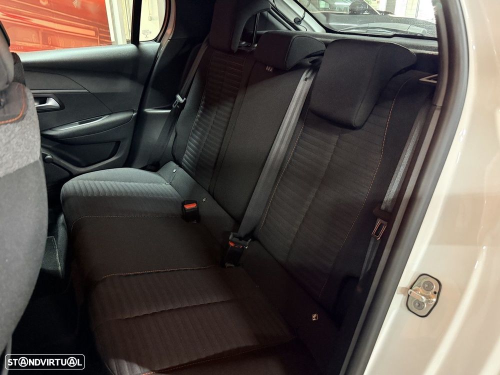 Peugeot e-208 50 kWh Active - 7