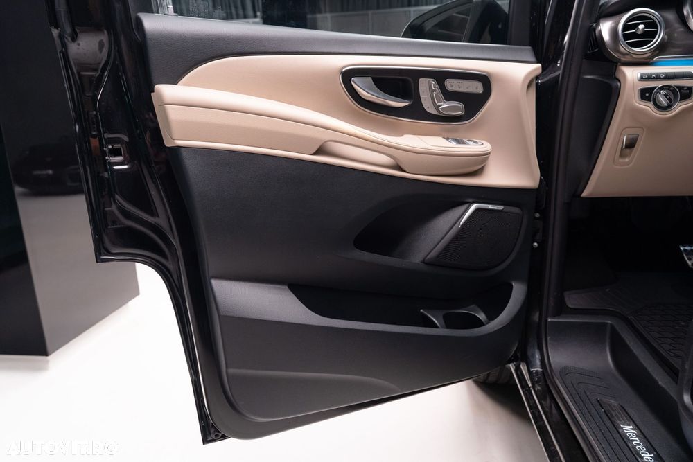 Mercedes-Benz V - 11
