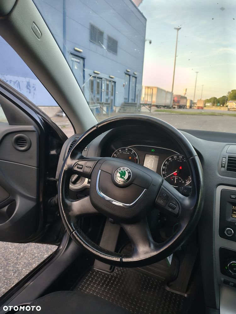 Skoda Octavia 1.8 TSI Team Edition - 22